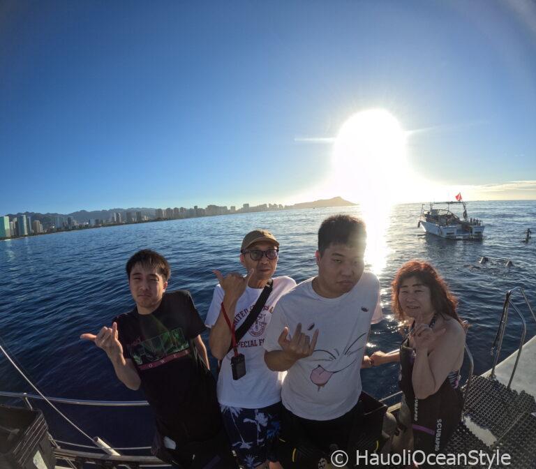 Read more about the article 家族で貸切!ワイキキ沖で体験ボートダイビング!