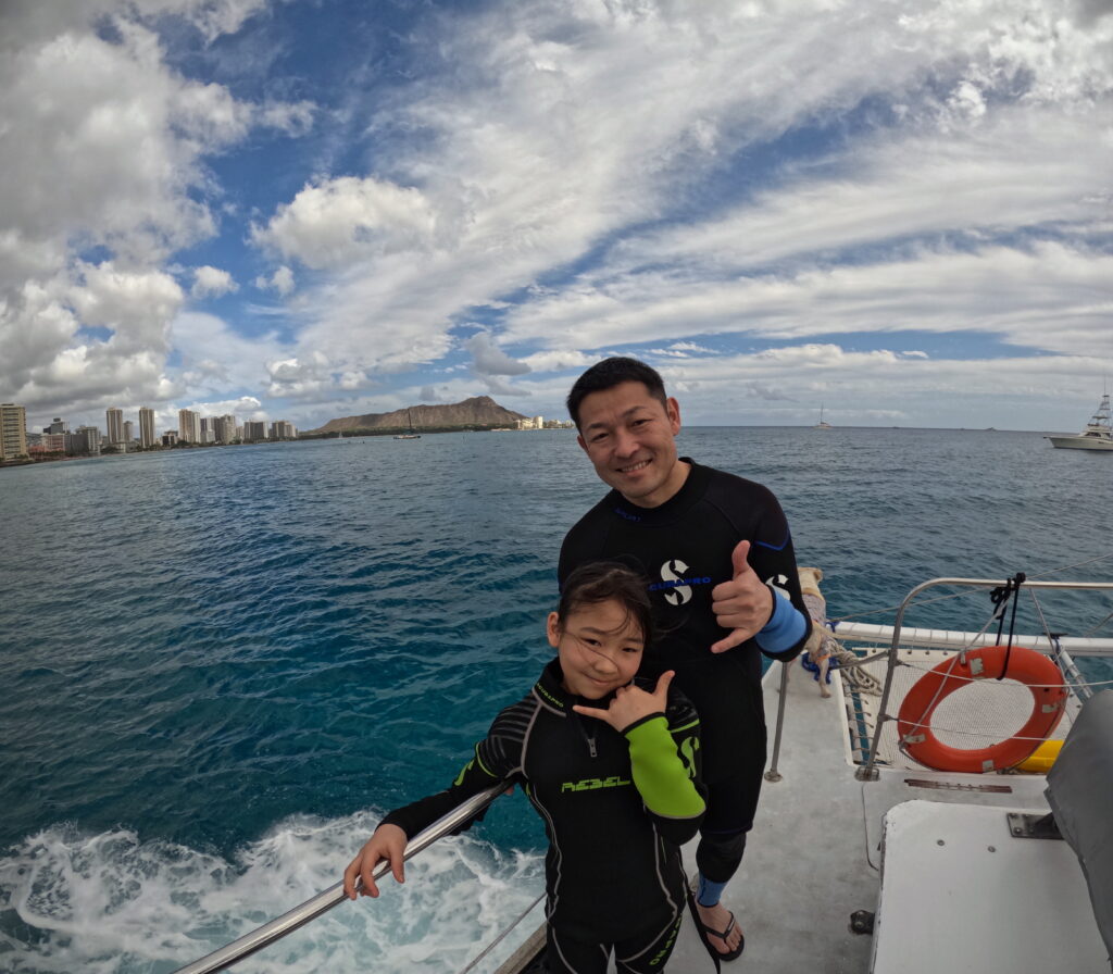 父娘で過ごすハワイはウミガメ遭遇率100%シュノーケリングツアー