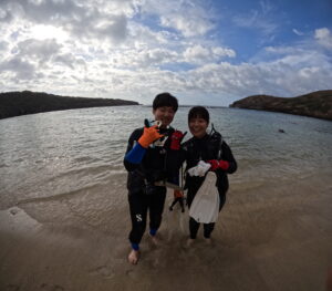 Read more about the article 初ハワイはハナウマ湾で体験ダイビングに挑戦！